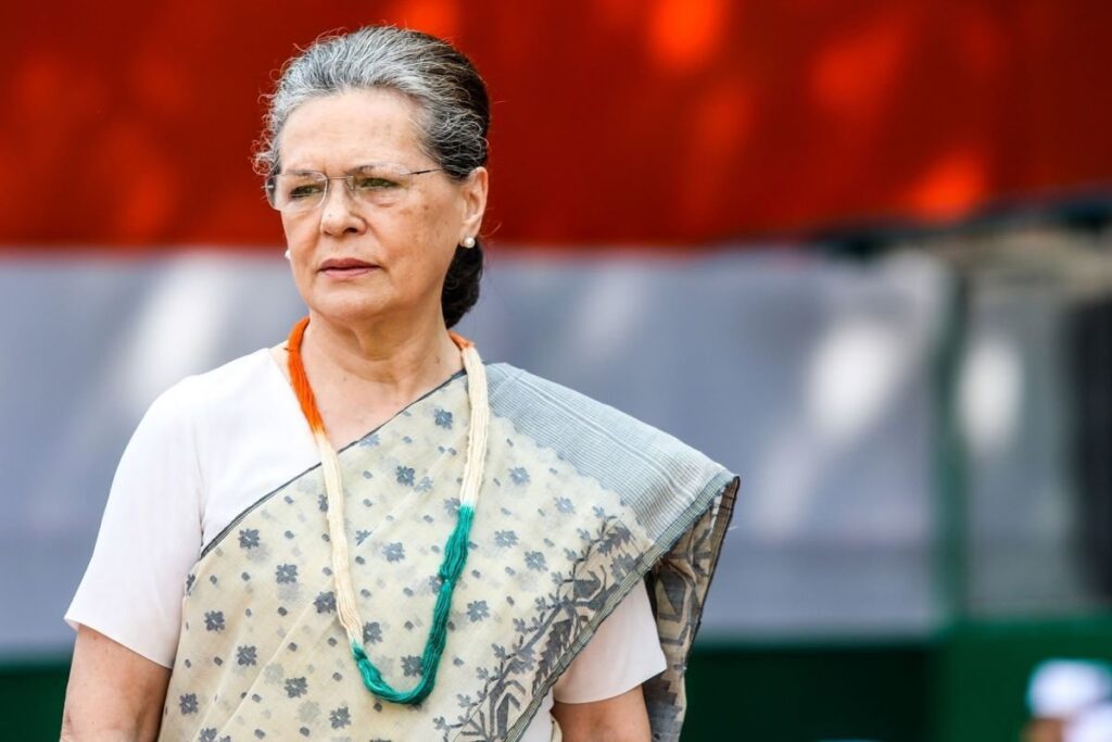 Congress: सोनिया गांधी ने मातृ वंदना योजना के बजट कटौती पर जताई चिंता