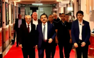 At London: अदानी ग्रीन एनर्जी गैलरी को 7 लाख से ज्यादा विजिटर्स