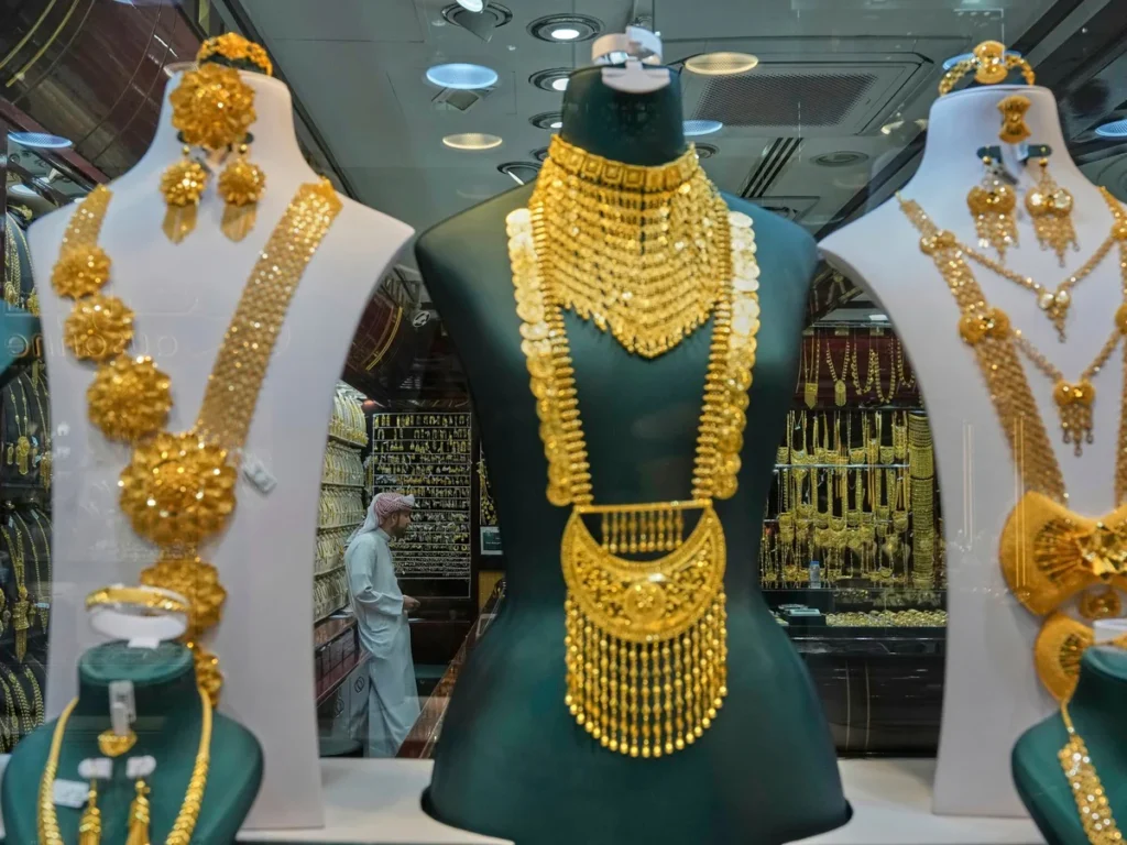 Gold prices hit Rs 1 lakh per 10 grams amid global uncertainty