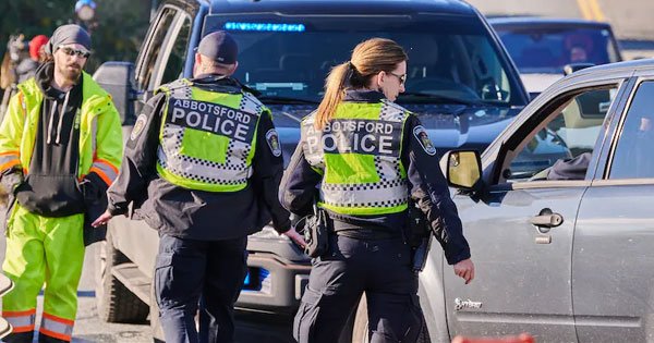 केनाडा के रॉकलैंड में इंडिया नागरिक की चाकू मारकर कत्ल, एक संदिग्ध गिरफ्तार