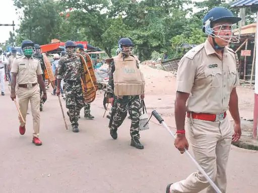 रामनवमी- पश्चिम बंगाल के 14 जिलों में भारी तनाव