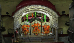 Temple : श्रीराम और भरत के मिलाप का साक्षी है चित्रकूट का यह मंदिर