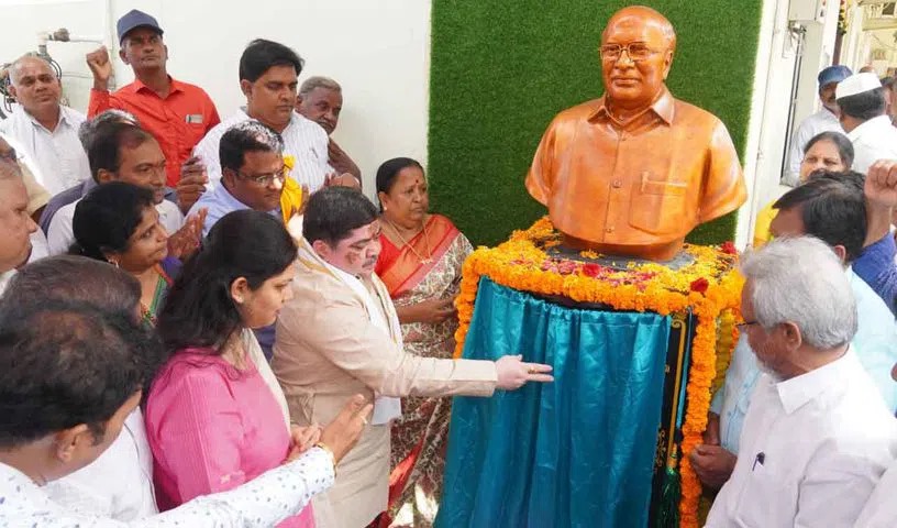 श्रीनिवास