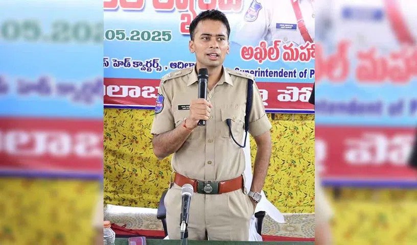 Adilabad : कम उम्र में गाड़ी चलाने वाले 295 नाबालिगों और उनके माता-पिता को पुलिस ने दिया परामर्श