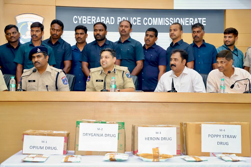 Hyderabad : 3 करोड़ रुपए की हेरोइन के साथ ड्रग तस्कर गिरफ्तार
