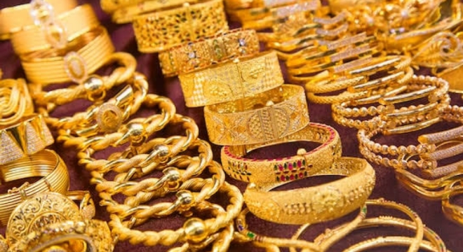 Gold Rate Today : सोने में आई बड़ी गिरावट, चांदी भी हो गई काफी सस्ती, जान लीजिए लेटेस्ट दाम