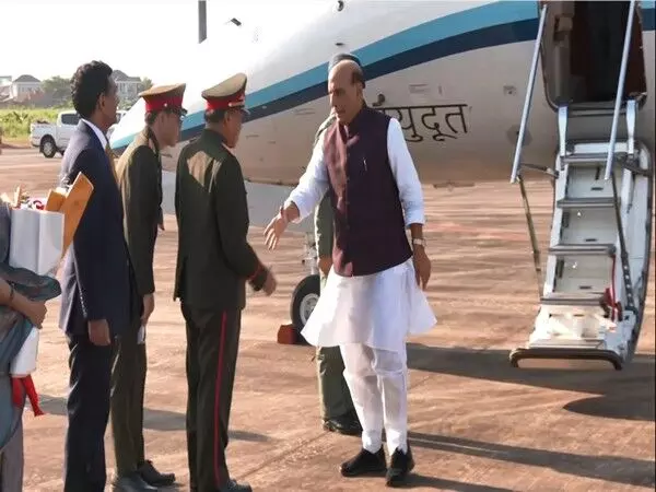 Operation Sindoor: राजनाथ सिंह पहुंचे LOC पर