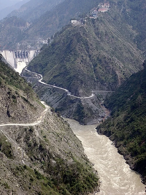 भारत के  बगलिहार डैम से पाकिस्तान में खौफ, कारण…