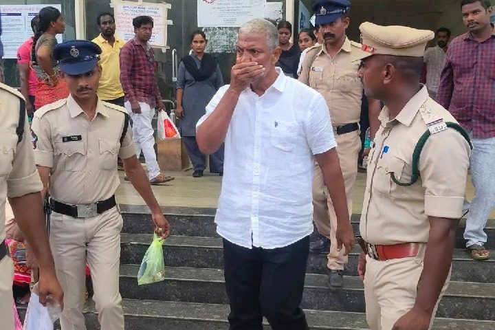 Andhra Pradesh: वल्लभनेनी वामसी को तबीयत बिगड़ने पर जमानत
