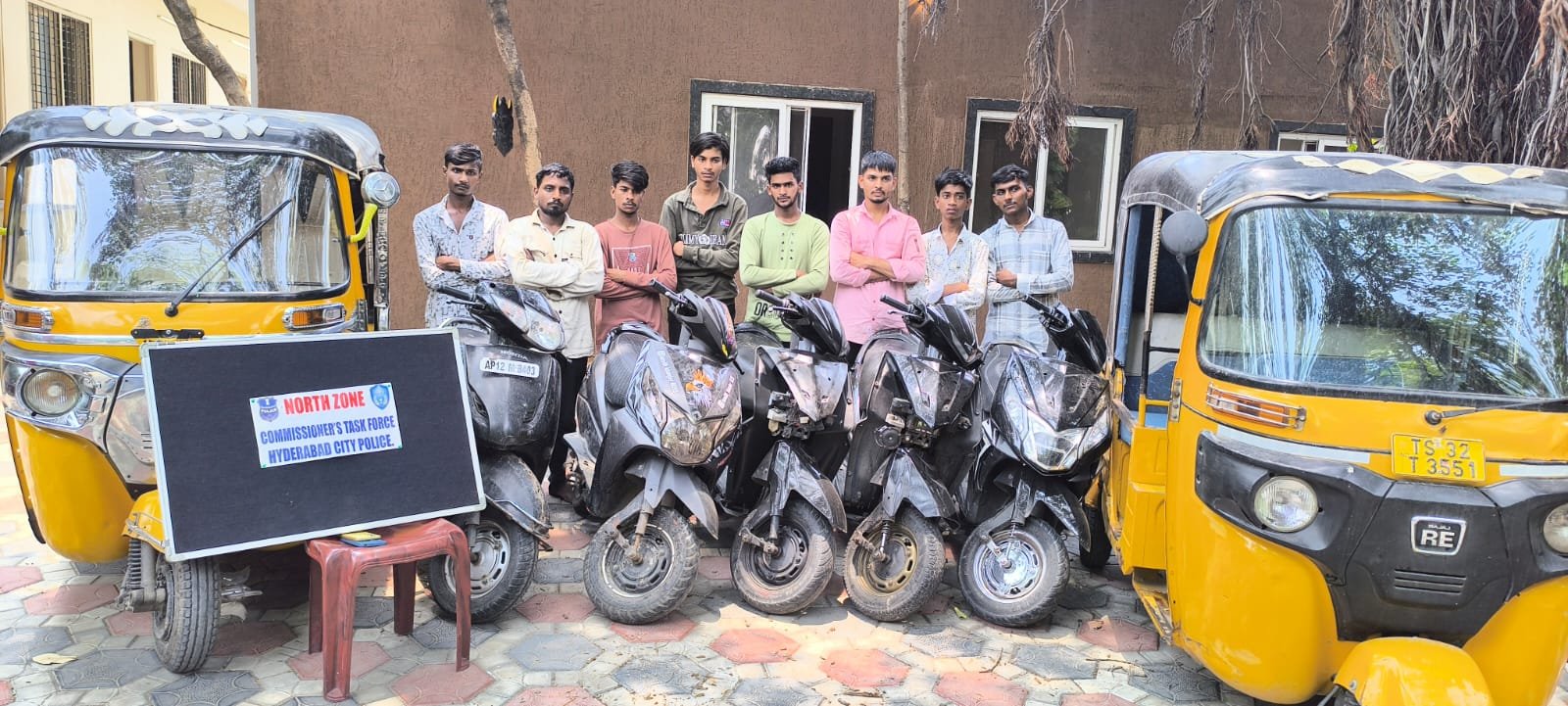 वाहन चोरी करने वाले गिरोह का भंडाफोड़, 10 गिरफ्तार