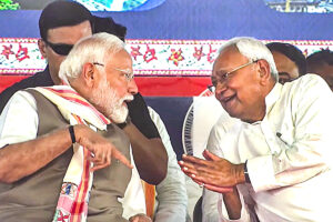 Bihar : मोदी की रैली में गरजे नीतीश, विपक्षी दलों पर बोला हमला