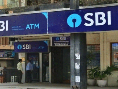 SBI FD Rate Cut: ब्याज में 0.20% की कटौती, नए रेट जानें