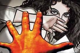 GANG RAPE: पहले गैंगरेप फिर सरिया से निकाला बच्चेदानी