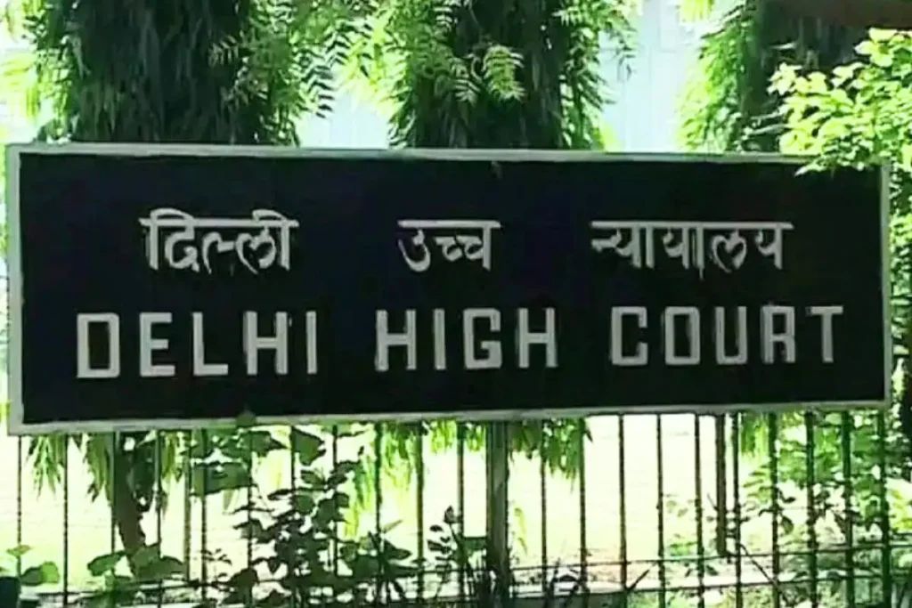 DPS Dwarka को हाईकोर्ट का आदेश, बच्चों को फिर से लें दाखिला