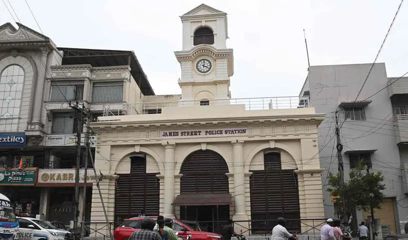 दो मंजिला इमारत अब रामगोपालपेट पुलिस स्टेशन के लिए काम करने के लिए तैयार