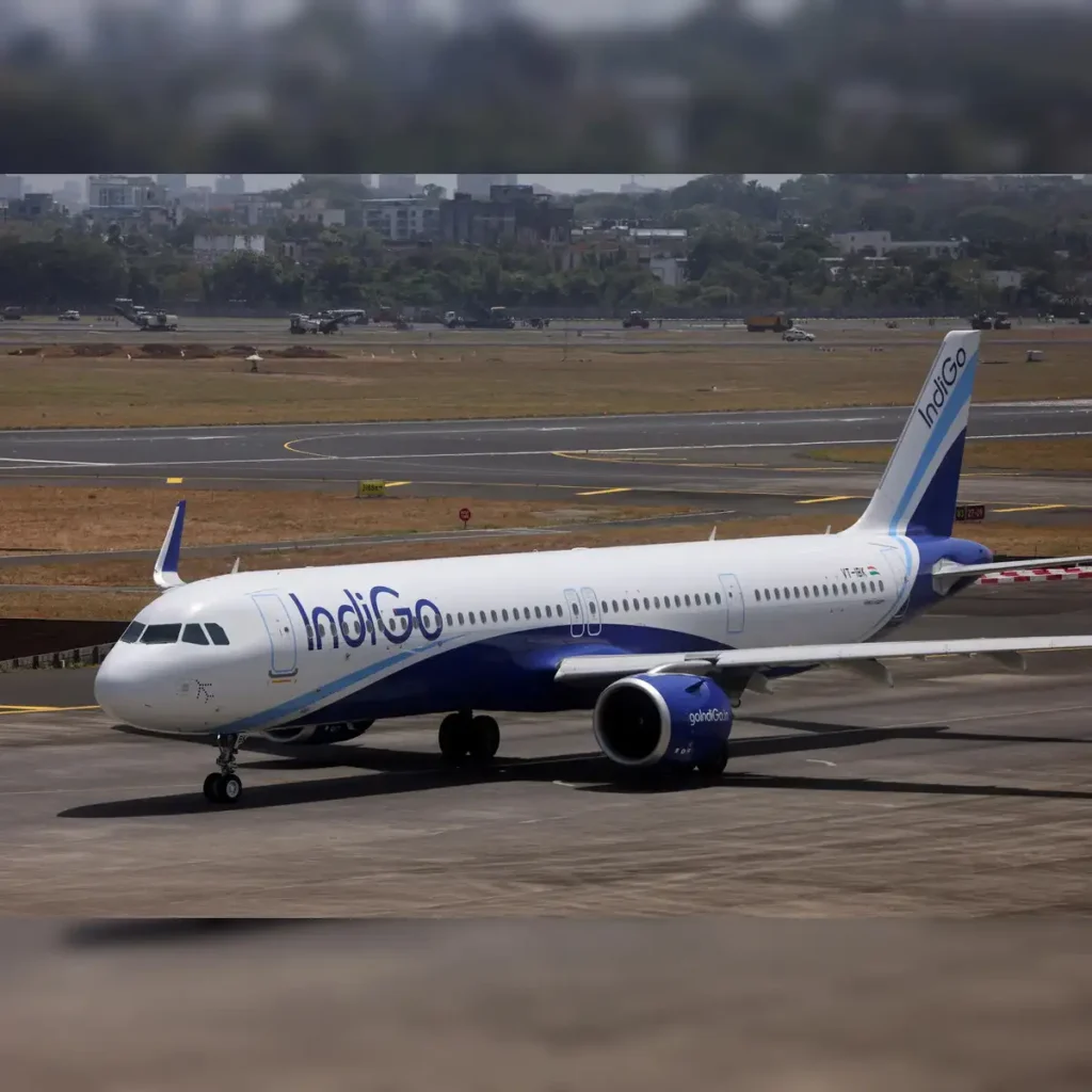 IndiGo Q4 Profit रिकॉर्ड स्तर पर, ₹10 डिविडेंड की सिफारिश
