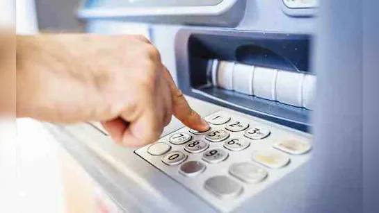 हैदराबाद कोठी में फायरिंग! ATM से 6 लाख की लूट