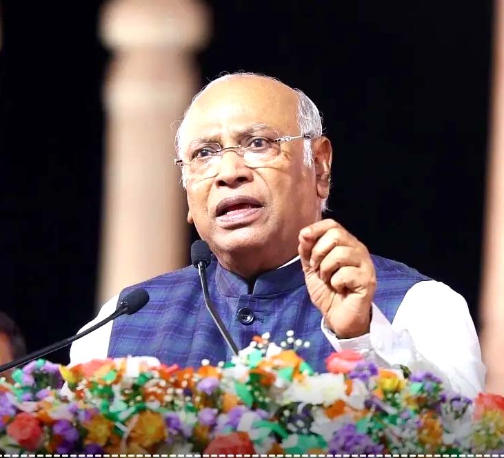 पीएम बदजुबान नेताओं पर नहीं करते कार्रवाई : खड़गे