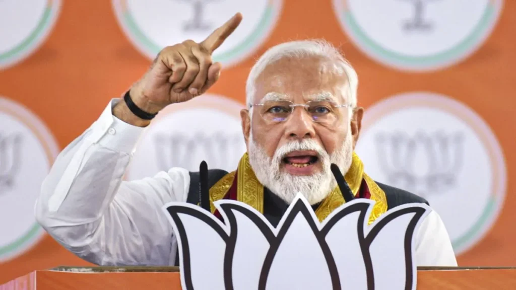 PM Modi: चार राज्यों के दौरे के दूसरे दिन आज बिहार के काराकट में