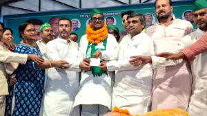 Bihar : बीजेपी को बड़ा झटका, वरिष्ठ नेता राधाकांत ने आरजेडी का थामा दामन