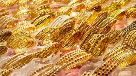 Gold Rate Today: जानें आज सोने की कीमत और बाजार की दिशा