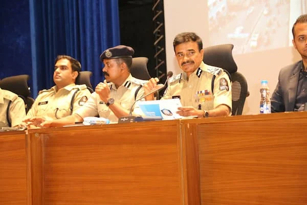 यातायात