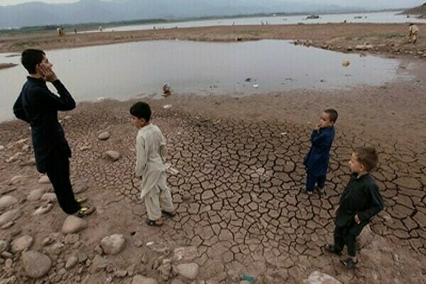 Water Crisis: पाकिस्तान बोला- भारत से चाहते हैं बातचीत