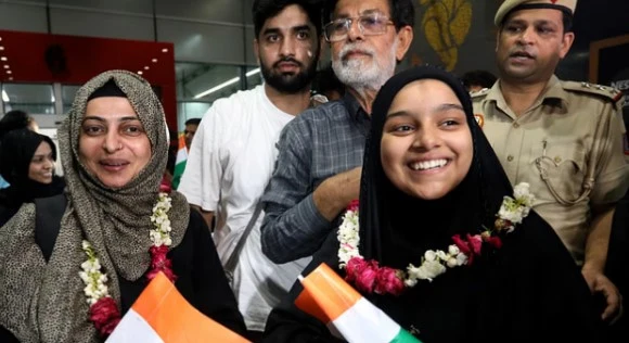 UP News : मशहद में फंसे 28 जायरीन पहुंचे दिल्ली, जल्द आएंगे लखनऊ
