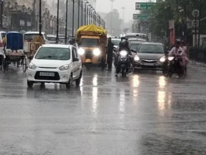 UP में सक्रिय हुआ मानसून, 11 जिलों में भारी बारिश का ऑरेंज अलर्ट