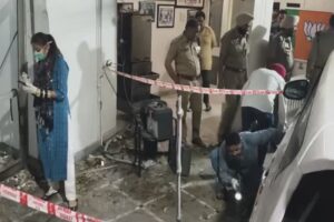 BJP Youth Leader Found Dead: बालकनी में लटका शव