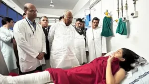 Ahmedabad विमान दुर्घटना पर मल्लिकार्जुन खरगे की कड़ी प्रतिक्रिया