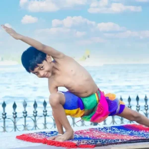 Kota : दुनिया के सबसे छोटे योग गुरु: प्रत्यक्ष विजय