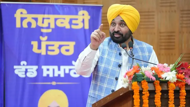 Punjab में अब तक 54,422 युवाओं को मिली सरकारी नौकरियां