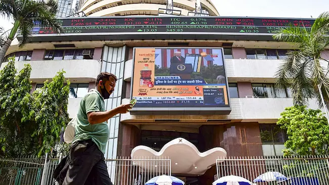Sensex Closing : हरे निशान पर बंद हुआ बाजार