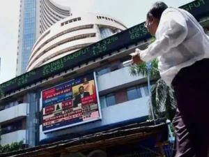 Stock Market Closing : सेंसेक्स 746 अंक चढ़कर 82,188 पर बंद