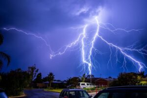 Lightning Strike: यूपी में 24 घंटे में 29 की मौत, अगले 7 दिन और खतरा