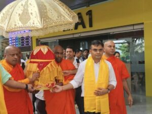 वियतनाम से बनारस आया गौतम बुद्ध का अस्थि अवशेष
