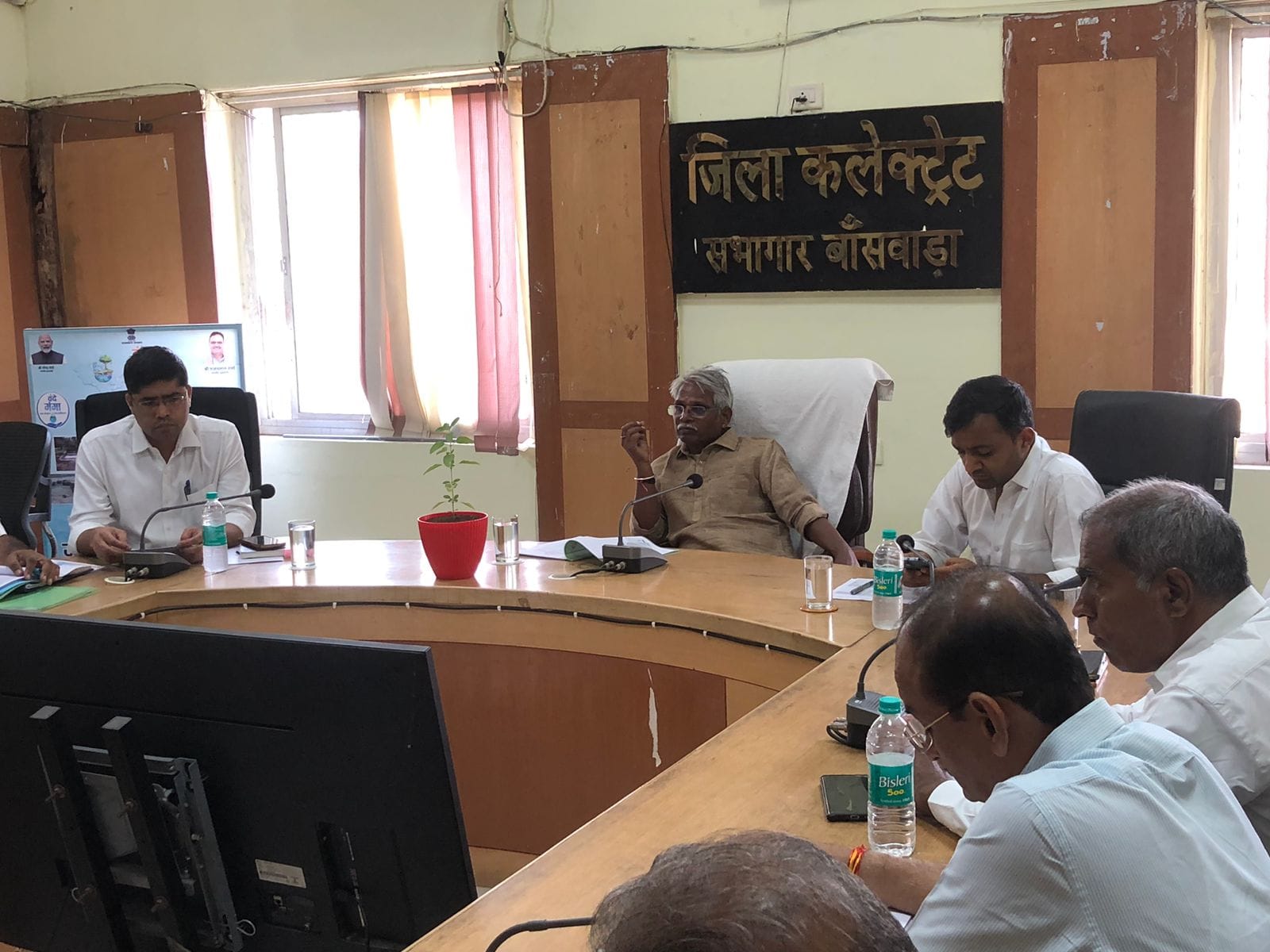 जल स्वावलम्बन एवं हरयालो राजस्थान को जन अभियान बनायें : जनजाति क्षेत्रीय विकास मंत्री