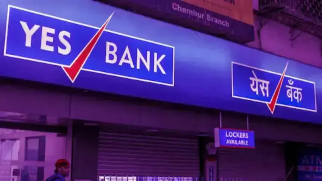 Moody's ने बढ़ाई Yes Bank की Rating, Ba3 से की Ba2
