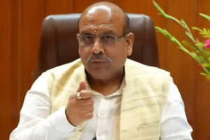 Delhi : जो 10 सालों तक विस बाधित की, वह दूसरों पर उंगली उठा रहा’ : आप