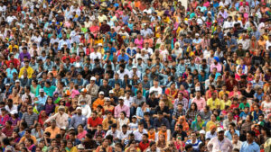 International : दुनिया में सबसे अधिक रफ्तार से बढ़ी मुस्लिमों की आबादी