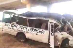 Nigeria : पुल से नीचे गिरी 35 एथलीटों को ले जा रही बस, 22 की मौत