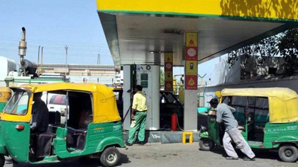 CNG in India: नोमुरा रिपोर्ट में खुलासा, EV के बावजूद नहीं घटी डिमांड