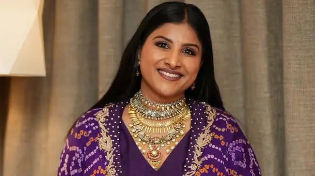 Singer Mangli