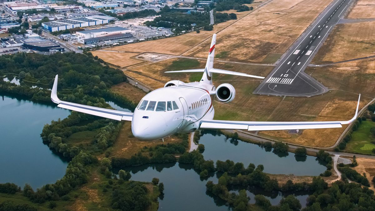 Falcon 2000 बनाएगी अनिल अंबानी की कंपनी, Dassault से हुआ समझौता