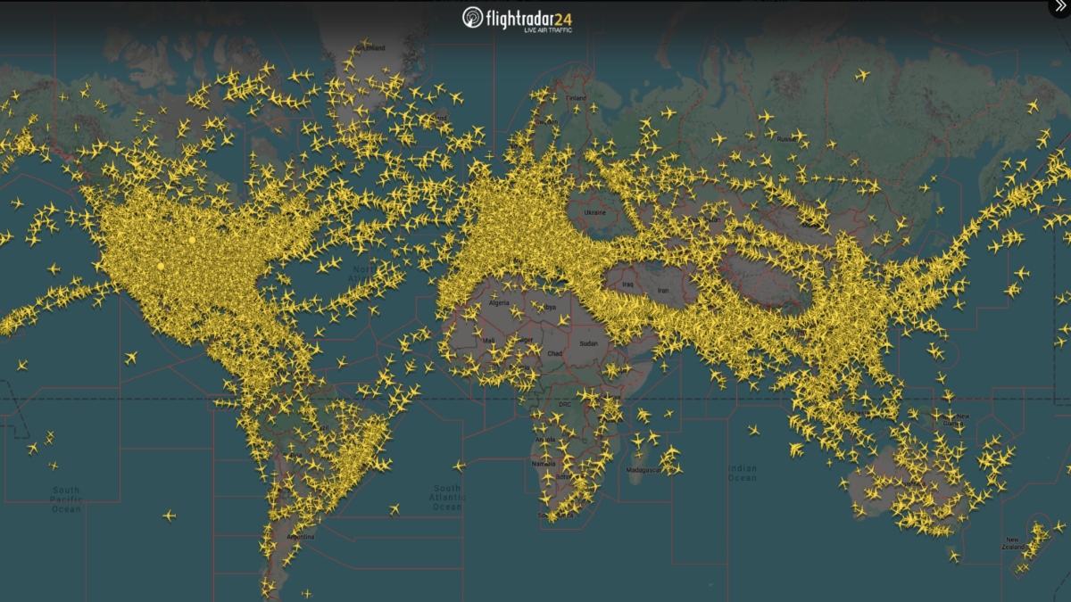 Global Air Traffic पर युद्धों का असर, दिखा तनाव का नजारा