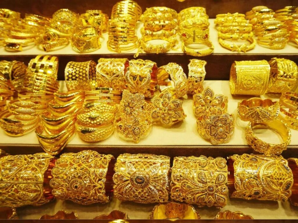 Gold Rate Today: जानें आज सोने का ताज़ा भाव और गिरावट