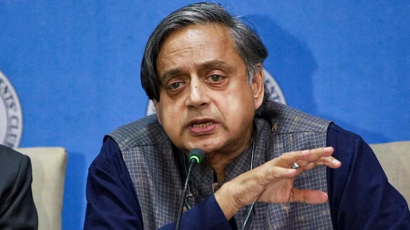 Shashi Tharoor shared a very cryptic post, is this a reply to Kharge's anger?