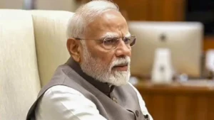 National : &#8216;आपातकाल में लोकतंत्र की हत्या हुई&#8217;, कैबिनेट में प्रस्ताव पास, PM मोदी सहित अन्य मंत्रियों ने 2 मिनट रखा मौन