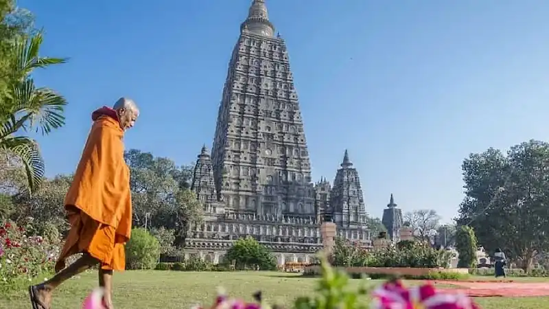 Supreme Court ने महाबोधि मंदिर याचिका पर सुनवाई से किया इनकार, बौद्ध समुदाय को सुप्रीम कोर्ट का झटका, समझें पूरा मामला